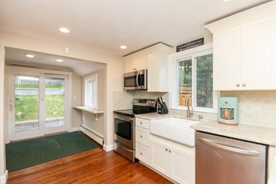 65 Cornell St, Roslindale, MA 02131 - photo 4