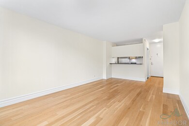 145 W 67th St unit 9A, New York, NY 10023 - photo 4
