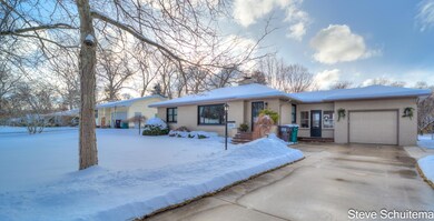 3485 E Manitou Circle (2 of 74)
