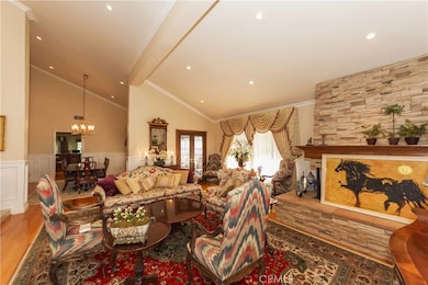 8790 Los Coyotes Dr, Buena Park, CA 90621 - photo 4