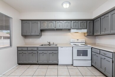 10608 N 53rd Cir - MLS-15