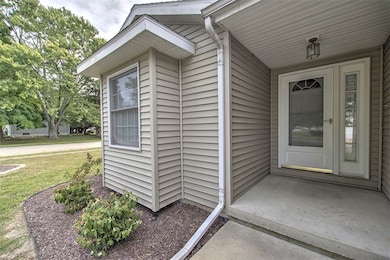 4545 Hayden Ct, Decatur, IL 62521 - photo 3