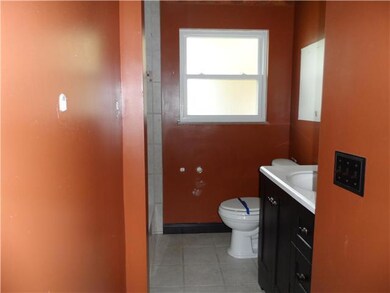 788 Demorest Rd, Columbus, OH 43204 - photo 5