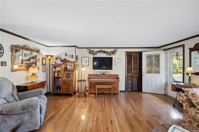 369 Providence Pike, North Smithfield, RI 02896 - photo 2