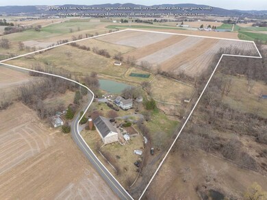 58 Blacksmith Rd, Oley, PA 19547 - photo 4