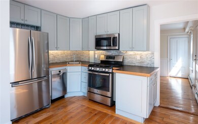 19 3rd St, Newport, RI 02840 - photo 5