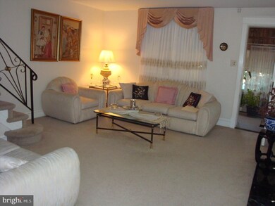 7200 Spruce St, Upper Darby, PA 19082 - photo 3