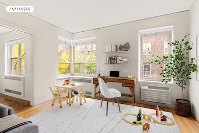 Gracie Gardens unit 5H, New York, NY 10128 - photo 2