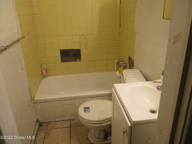 388 2nd St, Albany, NY 12206 - photo 4
