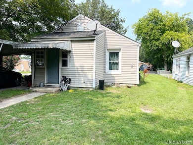 1401 Pruden St, Roanoke Rapids, NC 27870 - photo 3