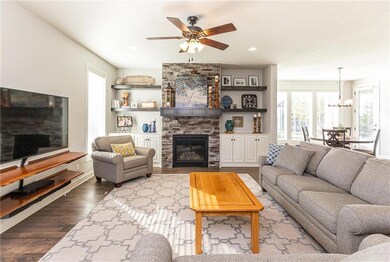 20319 W 79th Terrace, Shawnee, KS 66218 - photo 5