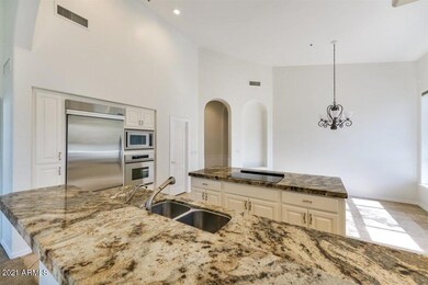 13-24648 N 87th St-13