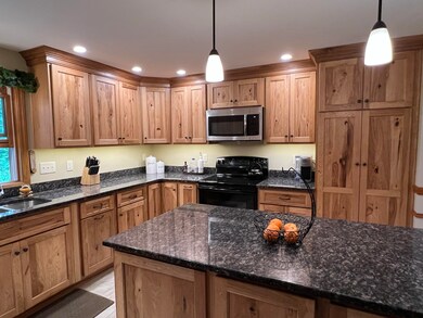 11 Viewpoint Dr, Hooksett, NH 03106 - photo 5