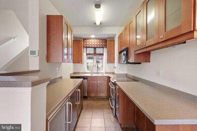 216 W Monument St unit TE, Baltimore, MD 21201 - photo 5