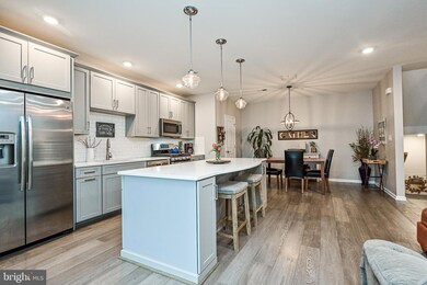 23286 Southdown Manor Terrace unit 106, Ashburn, VA 20148 - photo 4