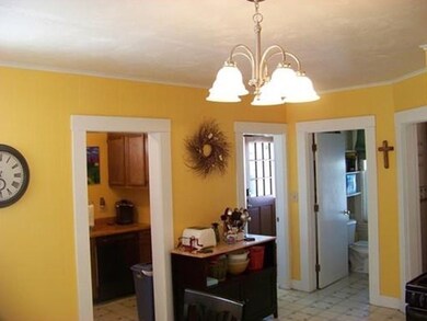 119 Lawrence St, Clinton, MA 01510 - photo 5