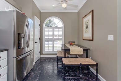 006_Breakfast Area
