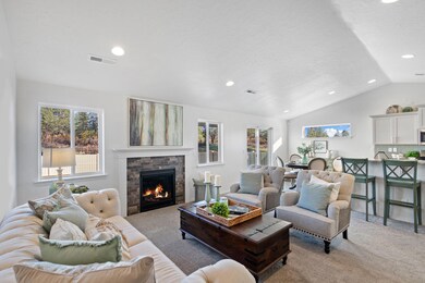 Edgewood - Living