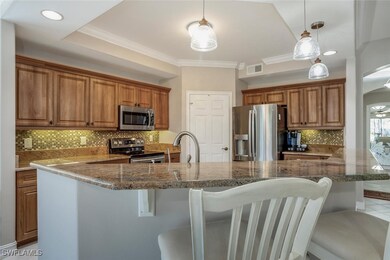 Spacious kitchen with stainless appliances, granit