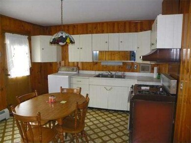 37 Sherman Ave, Haverhill, MA 01832 - photo 2