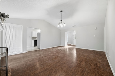 425 Country View Ln, Garland, TX 75043 - photo 5