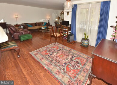 302 Juneberry Way, Glen Burnie, MD 21061 - photo 7