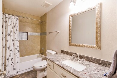 3507 E Wickieup Ln-0043