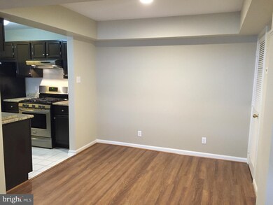 46582 Drysdale Terrace unit 302, Sterling, VA 20165 - photo 7