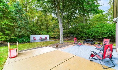 7483 Mapleleaf Court (EXTERIOR)-14