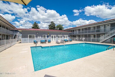 Oak Shores 60-23026