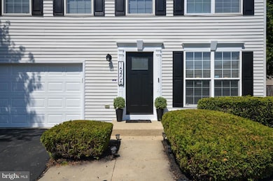 16406 Edgepark Ct, Bowie, MD 20716 - photo 3