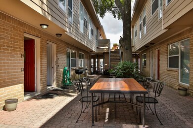 1416 Hawthorne St unit 3, Houston, TX 77006 - photo 3