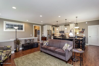 003-Living_Room-1693668-small