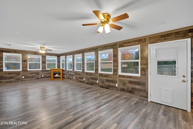 2822 Diane Gayle Dr, Knoxville, TN 37924 - photo 2