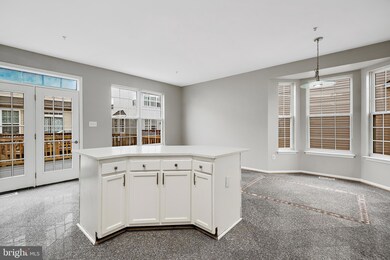 4114 Apple Leaf Ct, Pasadena, MD 21122 - photo 4