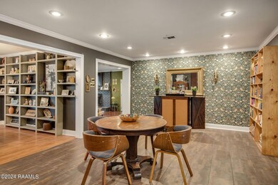 Breakfast Nook 2