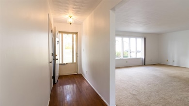 1947 N Tree St, Parker City, IN 47368 - photo 3