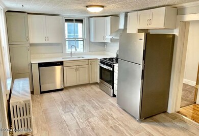 20 Paine St, Troy, NY 12183 - photo 3