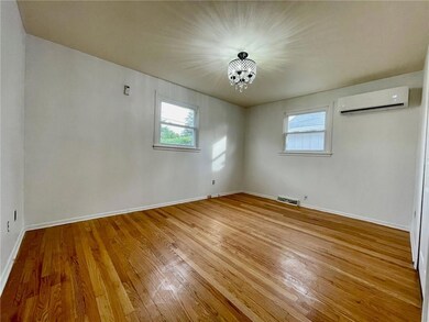 343 Walnut Hill Rd, Woonsocket, RI 02895 - photo 4