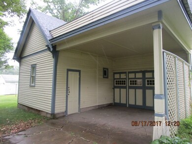 502 N Center Ave, Merrill, WI 54452 - photo 4