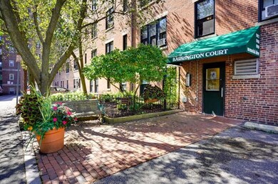 988 Memorial Dr unit 582, Cambridge, MA 02138 - photo 3