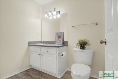 Well maintained bathroom.