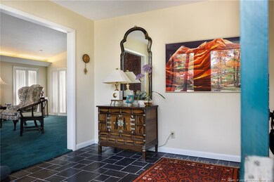 2229 Westhaven Dr, Fayetteville, NC 28303 - photo 4