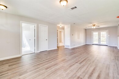 1723 S Center St, Denison, TX 75021 - photo 4