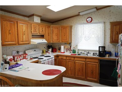 12 Schuberts Aly, Olmsted Township, OH 44138 - photo 3