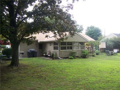 215 Richmond Dr, Warwick, RI 02888 - photo 7