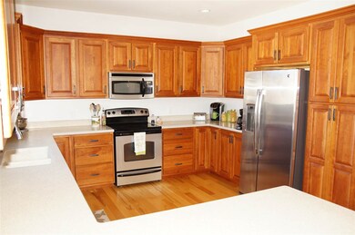 5202 Ninebark Dr, Fitchburg, WI 53711 - photo 3