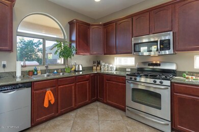 7 Kitchen