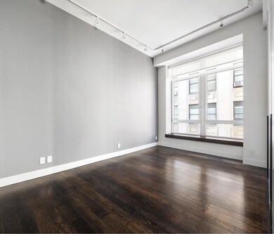 District unit 714, New York, NY 10038 - photo 7