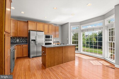 25846 Commons Square, Chantilly, VA 20152 - photo 4